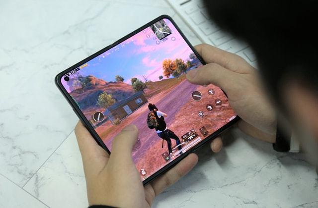 和平精英辅助《星辰》新赛季和平纯一体直装热更新项目震撼上市